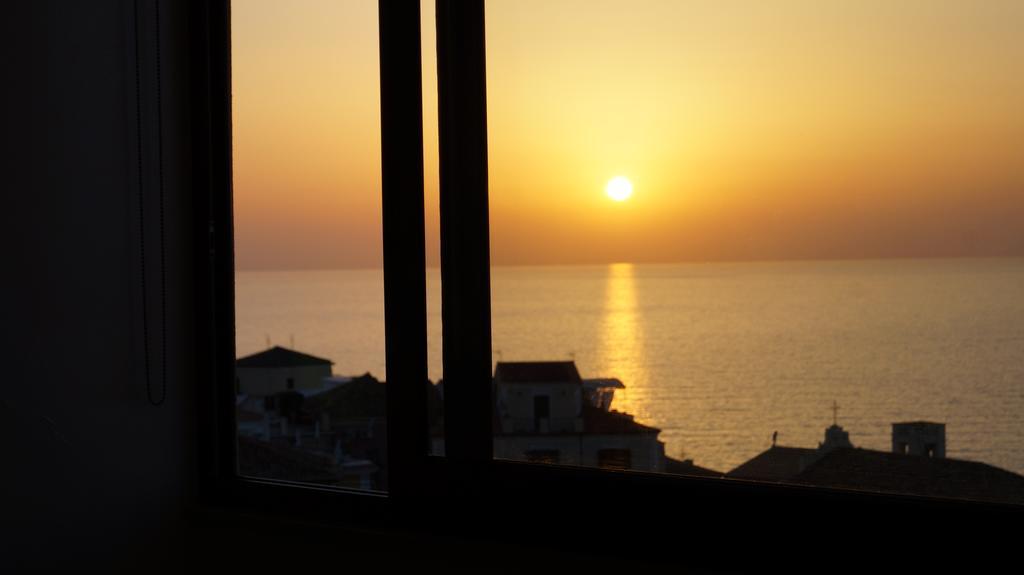 B&B Il Vicolo Di Pizzo Luaran gambar