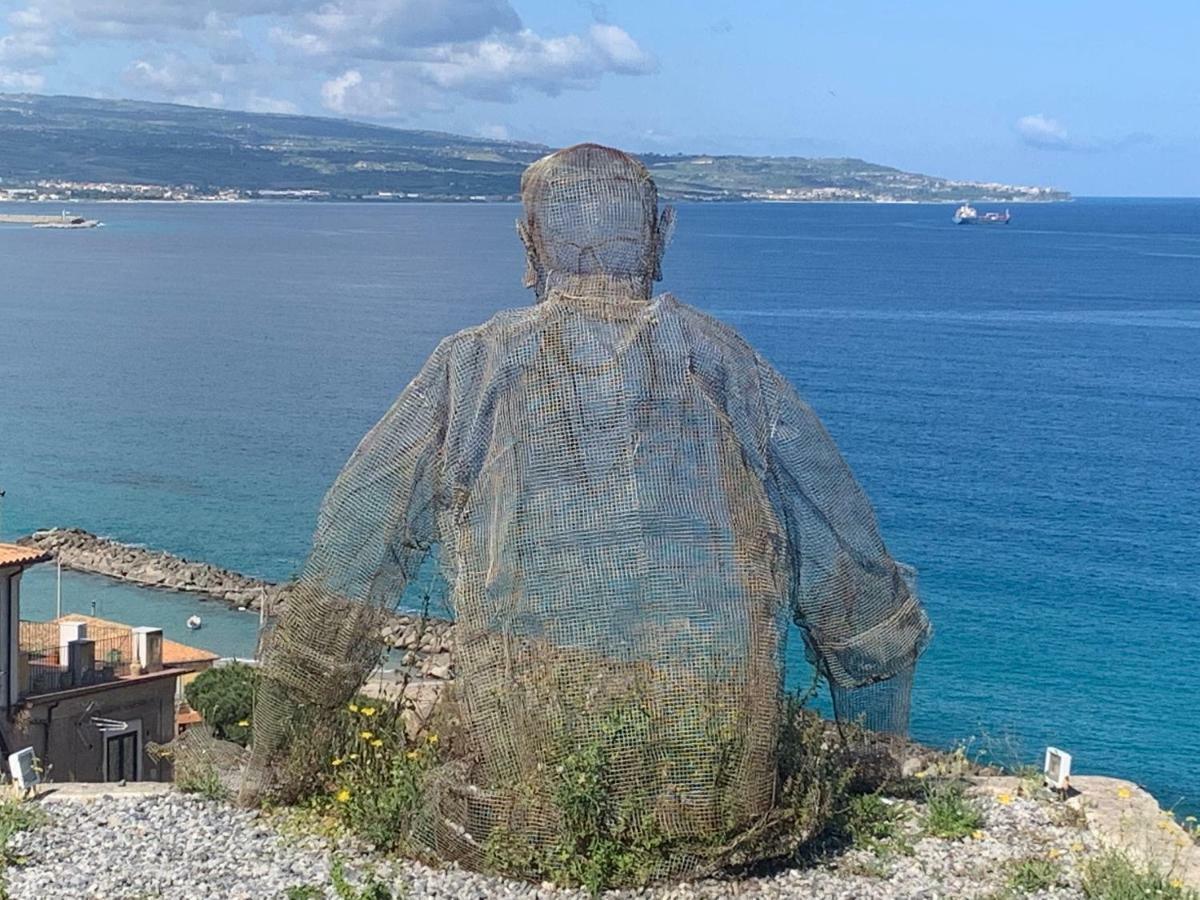 B&B Il Vicolo Di Pizzo Luaran gambar